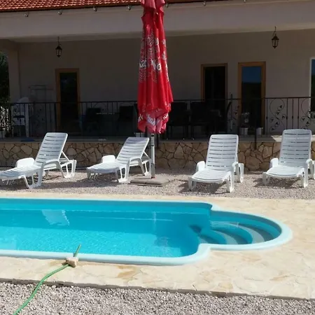 Holiday Home With Pool Kristal Šibenik Exterior foto