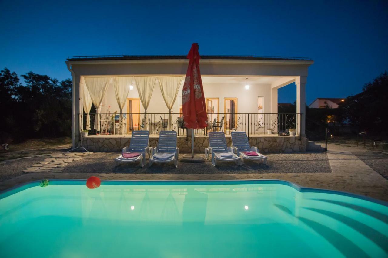 Ferienhaus With Pool Kristal Šibenik